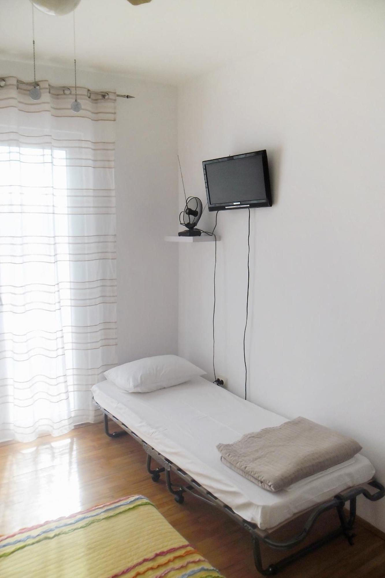 Apartments By The Sea Splitska, Brac - 2923 Postira Room photo